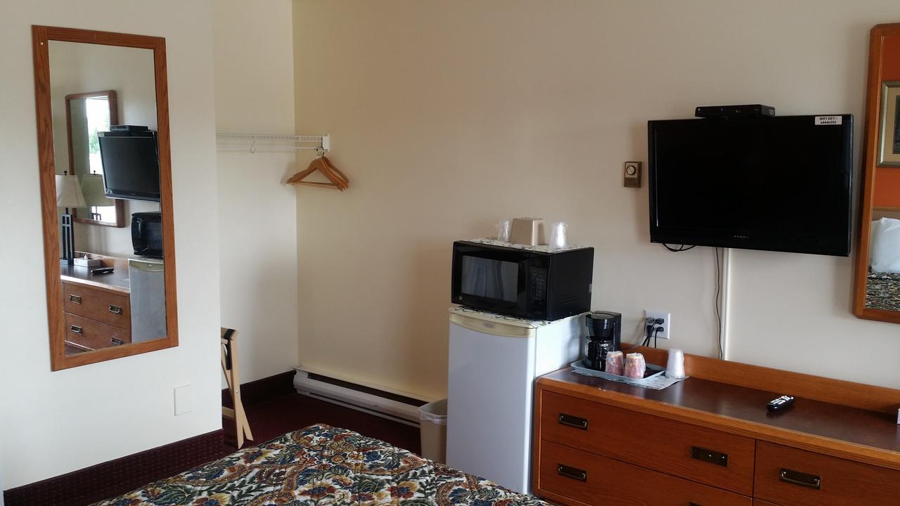 River Mist Inn Sturgeon Falls Zewnętrze zdjęcie
