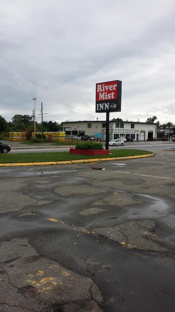 River Mist Inn Sturgeon Falls Zewnętrze zdjęcie