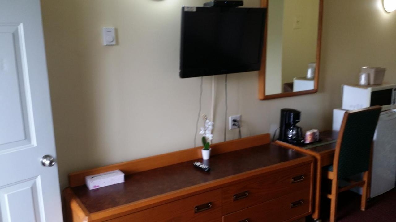 River Mist Inn Sturgeon Falls Zewnętrze zdjęcie