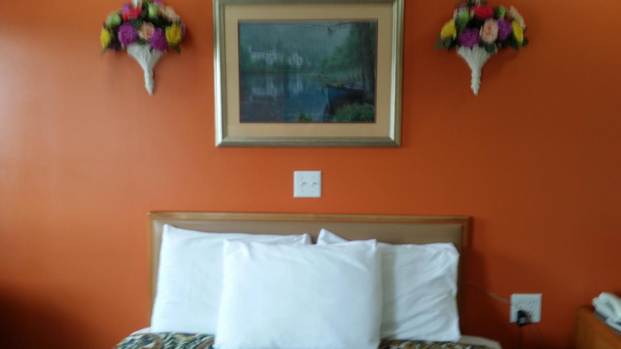 River Mist Inn Sturgeon Falls Zewnętrze zdjęcie