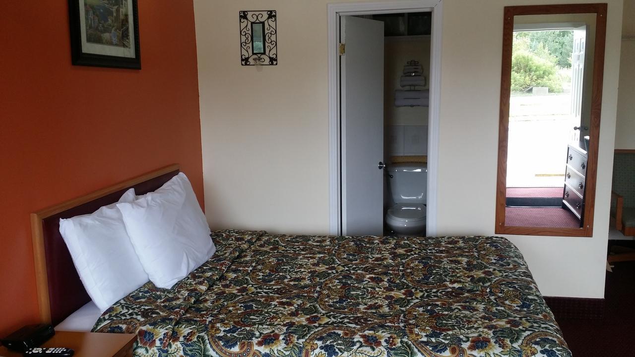 River Mist Inn Sturgeon Falls Zewnętrze zdjęcie