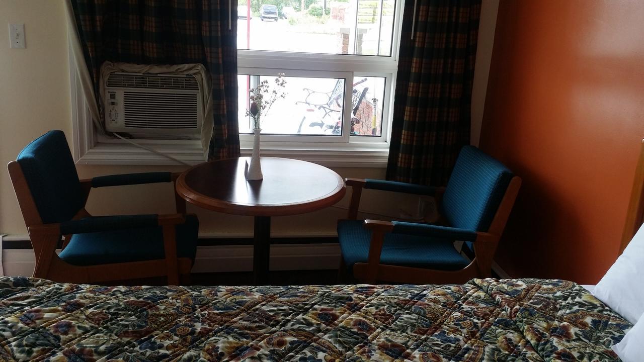 River Mist Inn Sturgeon Falls Zewnętrze zdjęcie