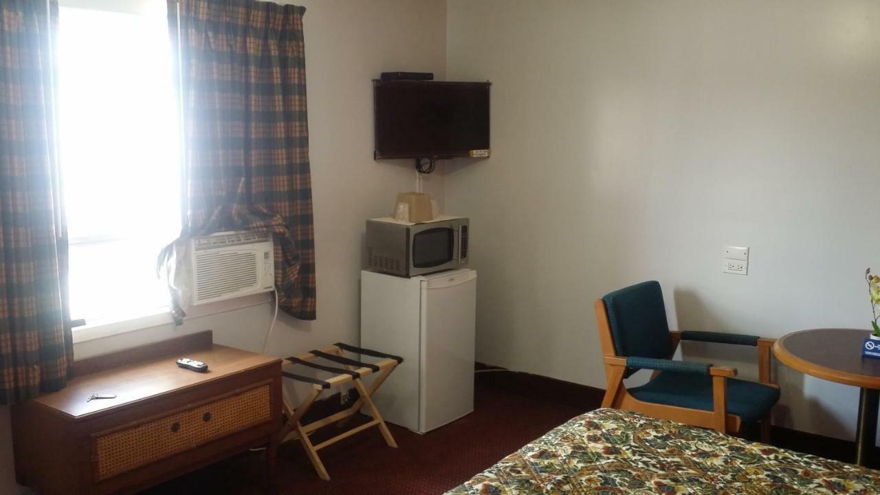 River Mist Inn Sturgeon Falls Zewnętrze zdjęcie