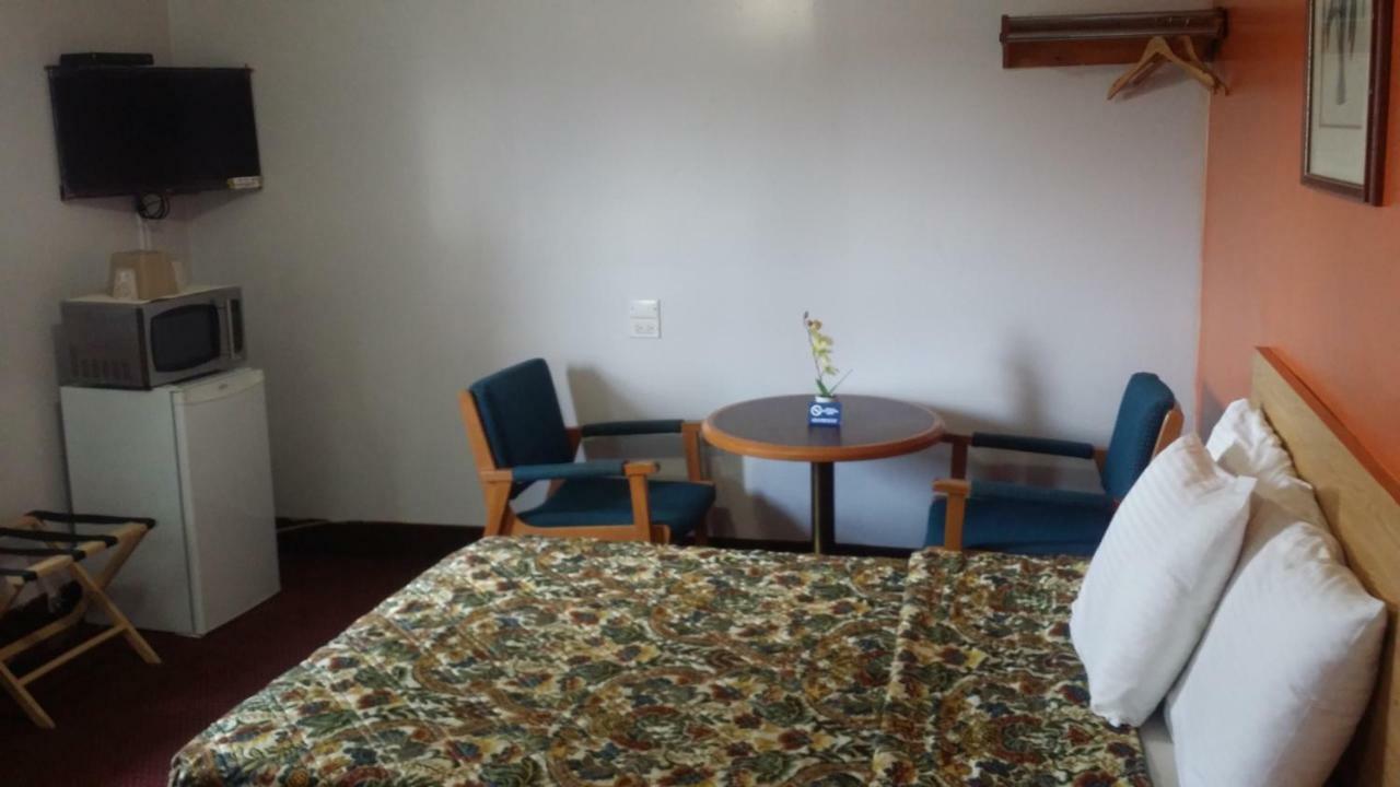 River Mist Inn Sturgeon Falls Zewnętrze zdjęcie