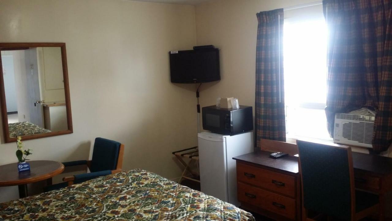 River Mist Inn Sturgeon Falls Zewnętrze zdjęcie